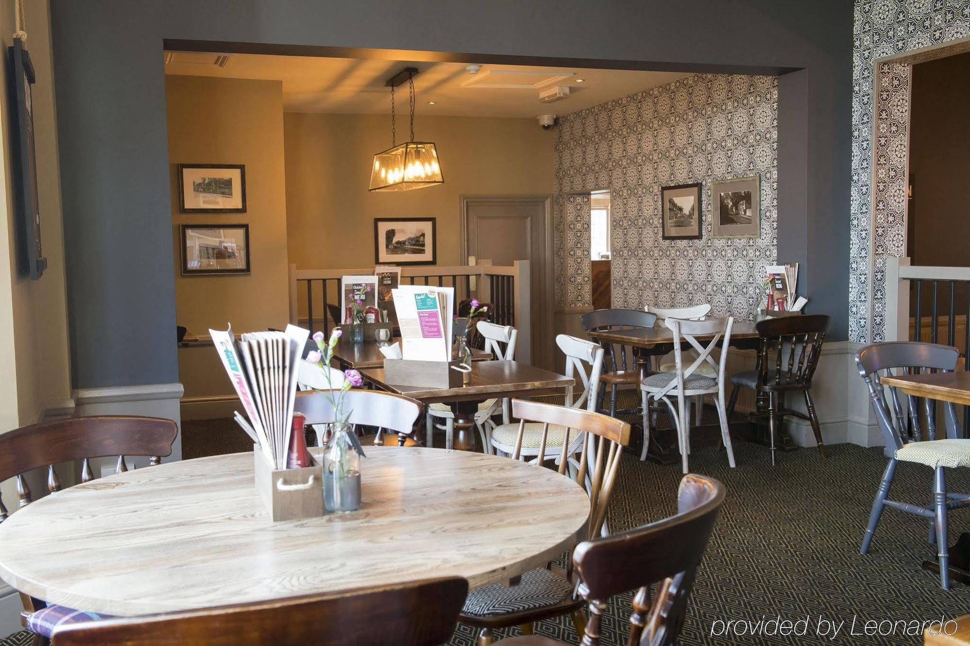 Royal Inn สกันโธรป ภายนอก รูปภาพ